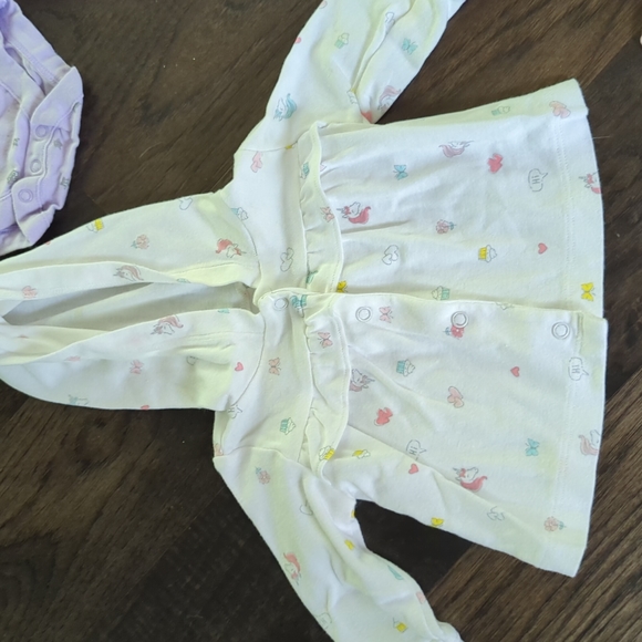 Carter's 0-3M Bundle - Picture 10 of 11